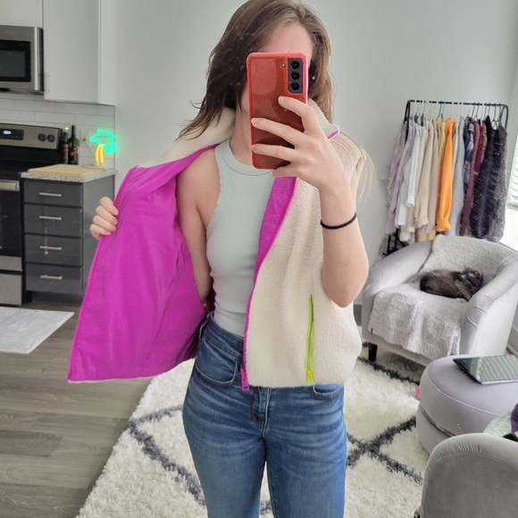 Champion reversible puffer vest - Picture 6 of 9